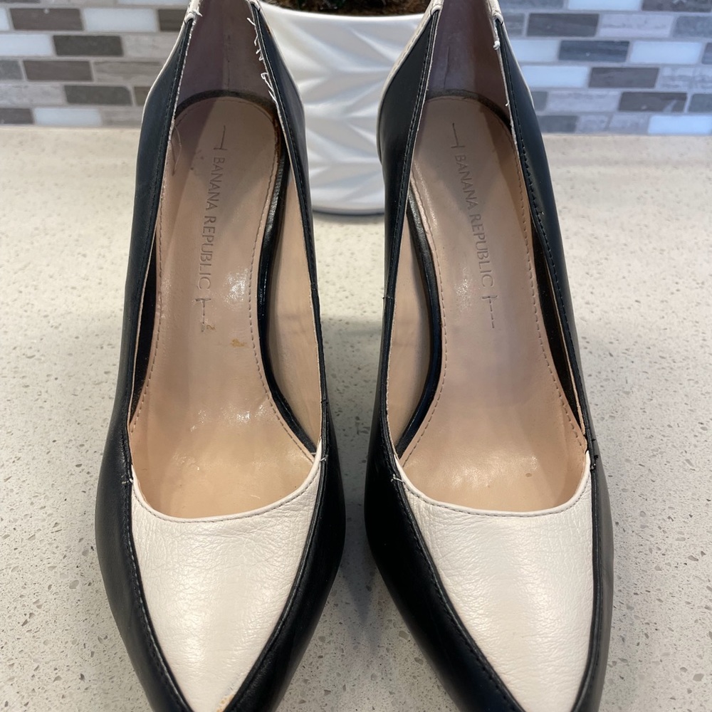 Banana Republic cream and navy heels